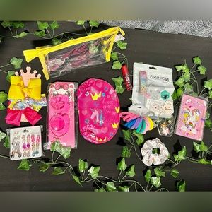 #071 12pc Unicorn Theme Bundle Set